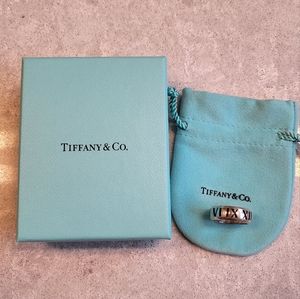 Tiffany & Co Atlas Black Number Ring